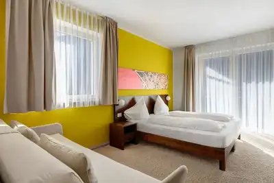 Image de Chambre « Kreativ Hotel Schweigl Dz 114 » avec vue montagne, piscine partagée et Wi-Fi