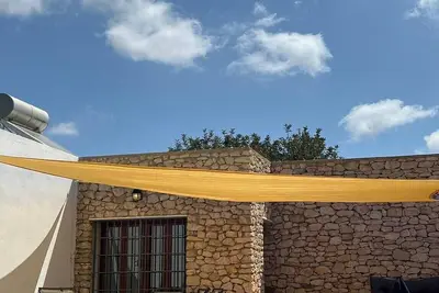 Maison en pierre avec piscine privée à Agua Amarga