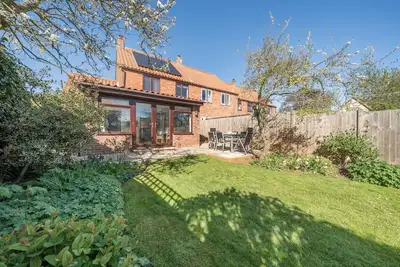 Image de Pickles Cottage - sleeps 8 guests  in 4 bedrooms