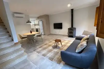 Volcanic Mieres Retreat