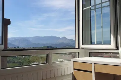 Image de Ah FullandRoomy Oviedo Auditorium. Vut-6502-As