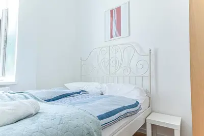 Image de 6br Apt, Lovely Garden Near Lorenz Böhler & Danube