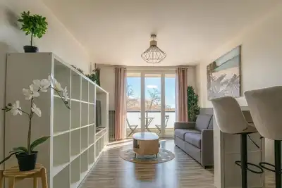 Image de Proche Peyrou - Spacieux, Central & Climatisation