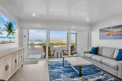 Image de New! ~ Beach Front/Heated Pool! Coconuts 107