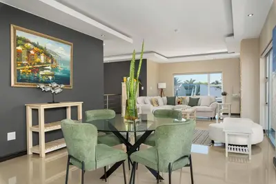 Image de Coastal Luxury Escape |Pool, Jacuzzi and Ocean Views