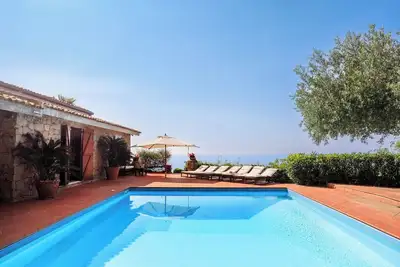 Image de Gli Ulivi - Quatre Chambres Villa, Couchages 8