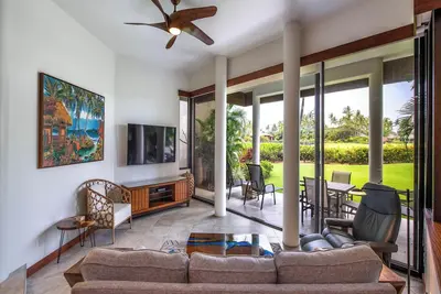 Image de Modern Style & Comfort On A Golf Course