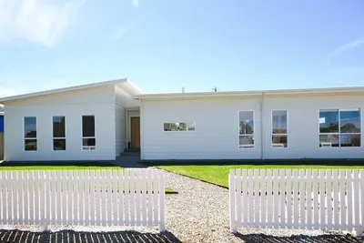 Image de Luxury Coastal Retreat -14 Haynes Rd, Middleton