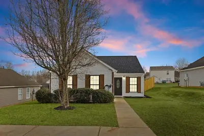 Image de Corporate 3b Home w Hot tub on Vrbo