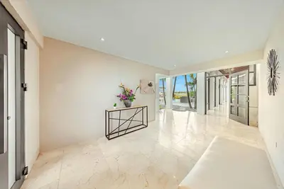 Image de Luxurios Villa w/Infinity Pool~Rooftop~Close2Beach