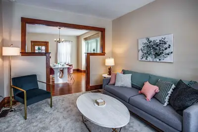 Image de Charming 2-bedroom House w/ Fenced Yard