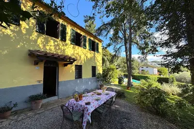 Image de Maison de Campagne à Lucques avec 2 chambres à coucher, 7 couchages
