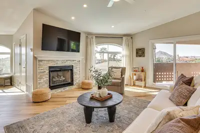 Image de Walkable Scottsdale Oasis w/ Pool Near Old Town