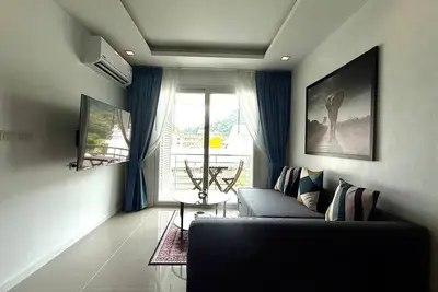 Image de 6-20 - Condo 2 chambres avec balcon et piscine partagée