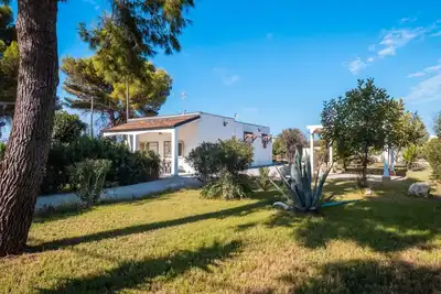 Image de Villa Bianca di Mare – Charme et détente à Torre Lapillo
