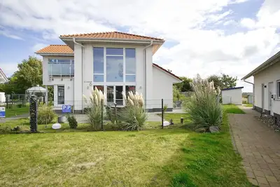 Image de House in idyllic location with conservatory, terrace and garden - Villa Kristall