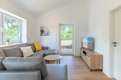 Image de Vacation home \"Huus Spatz\" in Kating for up to 4 people