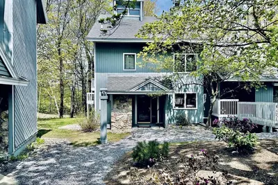 Image de Spectacular Cottage with Swimming Pool and Foosball in Stratton, Vermont