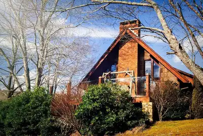 Image de Luxury Cottage Ranch with Hot-Tub, Theater and Pool Table in Watauga County, North Carolina