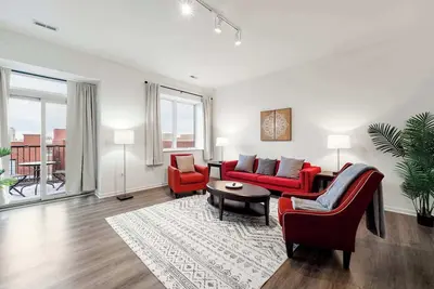 Image de Spacious 3br Urban Getaway w Gym