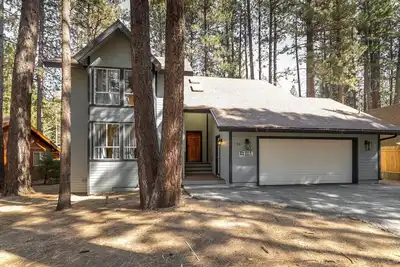 Image de Impressive Cottage with Hot-tub and Games in Big Bear Lake, California