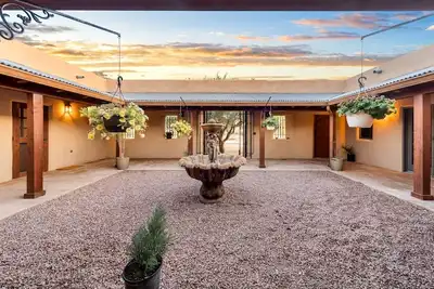 Image de Scenic Desert Ranch Casitas with Private Terraces near Saguaro National Park – Marana, Arizona