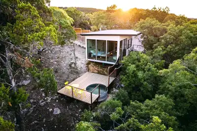 Image de Luxury Villa near Marble Falls for Weekend Getaways in Texas for Couples