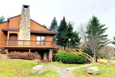 Image de Lovely Bretton Woods Vacation Cottage on a Ski Trail