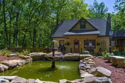 Image de Ideal Designed Cottage with Hot-Tub and Private Garden in Mentone, Alabama