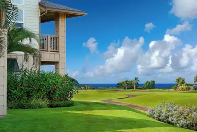 Image de Pili Mai 6m by Gather: Garden-View Condo w/ Lanai & Beach Access