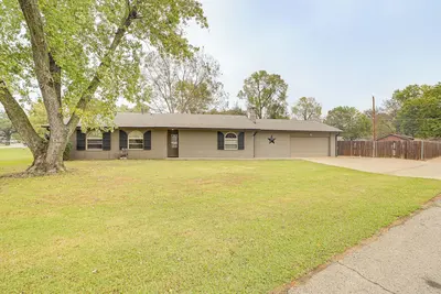 Image de Family-Friendly Tulsa Suburb Home By Parks & River