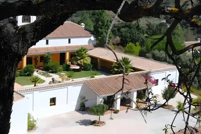 Image de Maison de campagne « Cortijo Puertoelperal » avec vue sur la montagne, Wi-Fi et climatisation