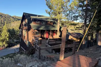 Winter BaseCamp 4bd 3. 5ba Dog Friendly