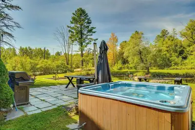 Image de Stratton Shuttle Access! Vermont Mountain Hideaway