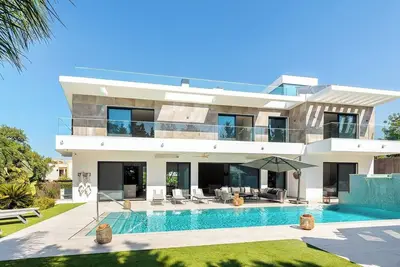 Image de Modern Tavira Villa with Pool and Views