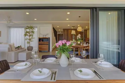 Image de Vista Natura: Luxury Home Near the Beach