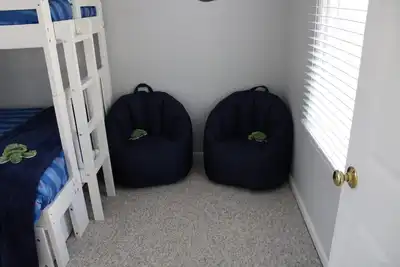 Image de Summer Village fully furnished 2 Br cottage, heated pools, wifi