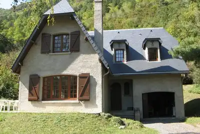 Image de Belle maison situé à Vielle-Aure, au coeur de la Vallée d'Aure et pistes de ski