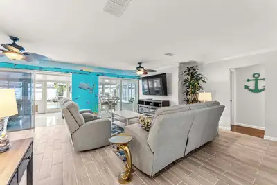 Image de Renovated Rockledge Oasis w/ Screened Pool + Game Room, Near Cocoa Beach
