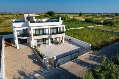 Image de Appartement moderne près de la plage de Vrsi