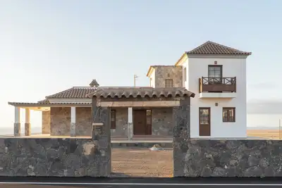 Image de Villa Tebeto with spectacular Sunsets and Sacred Mountain views