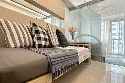 Image de Stylish 1-Bedroom at Sea Residences, Pasay — close to Sm Mall of Asia!