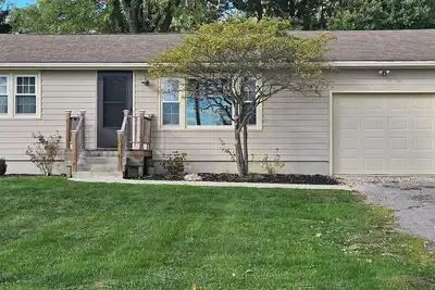 Image de Enjoyable 2-bedroom house with beautiful backyard in charming Minerva