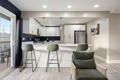 Chic Boho Retreat Near Downtown