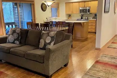 Image de Enchanting 2-bedroom condo in Sunriver