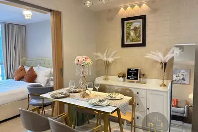 Image de Premier Luxurious 1br in Uptown Bgc with fast WiFi 600 mbps Fibre