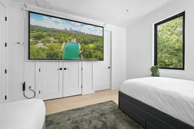 Image de Austin Getaway • Dell Children’s Hospital • Mueller • 5 mi to Dtn • Free Parking