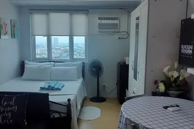 Image de Appartement de luxe avec vue sur les lumières de la ville à louer à Quezon City