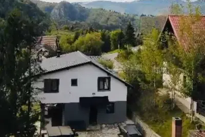 Image de Home in the mountains -Casa Familiei-for your family and friends. Pet friendly!