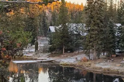 Image de Turtle Loft Lakefront Cabin Townhome